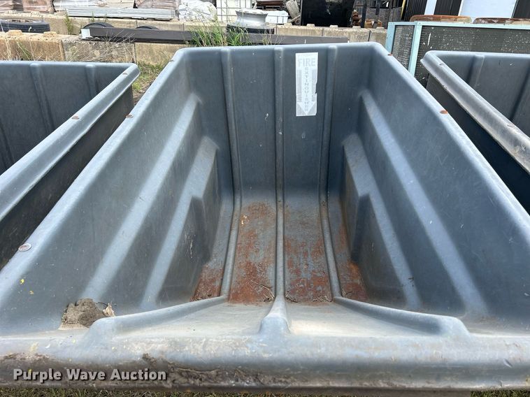 image for item DR4677 (3) Rubbermaid 1036 refuse totes