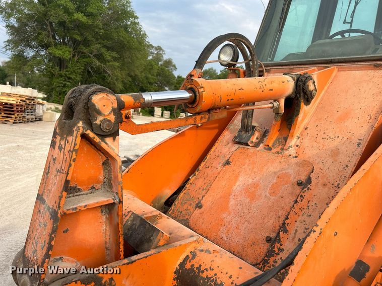 image for item DR4680 Dresser 510B  wheel loader