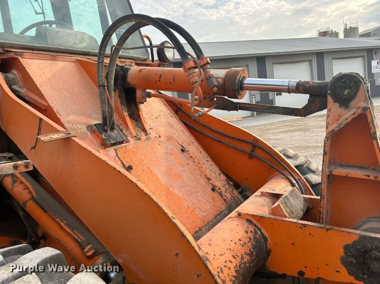 image for item DR4680 Dresser 510B  wheel loader