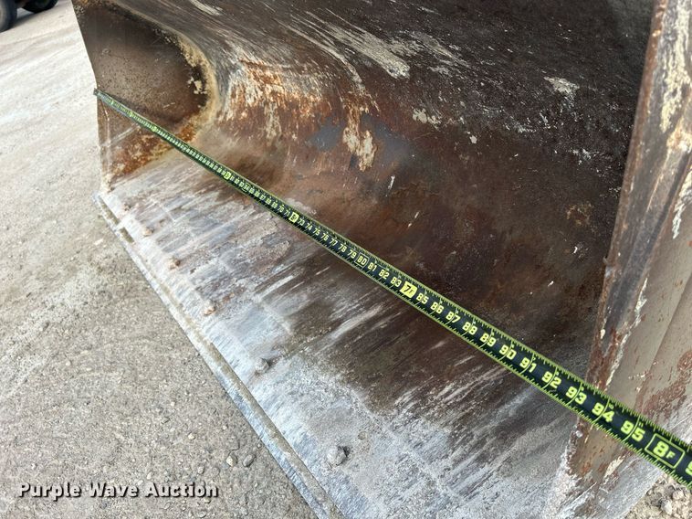 image for item DR4680 Dresser 510B  wheel loader