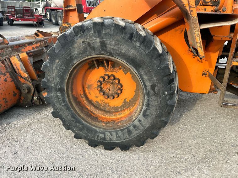 image for item DR4680 Dresser 510B  wheel loader