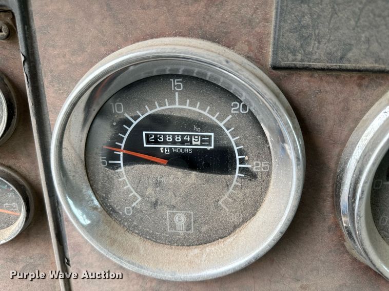 image for item JD9100 2003 Kenworth T800  ready mix truck