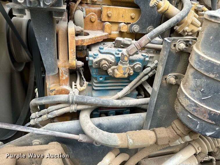 image for item JD9100 2003 Kenworth T800  ready mix truck