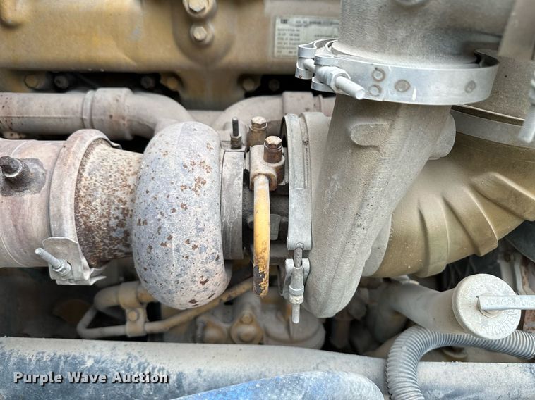 image for item JD9100 2003 Kenworth T800  ready mix truck