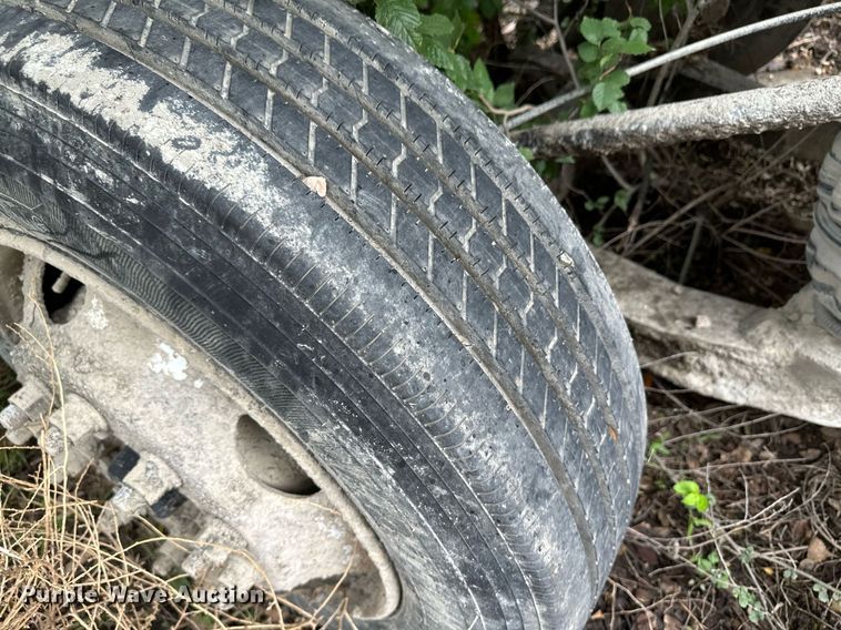 image for item JD9100 2003 Kenworth T800  ready mix truck