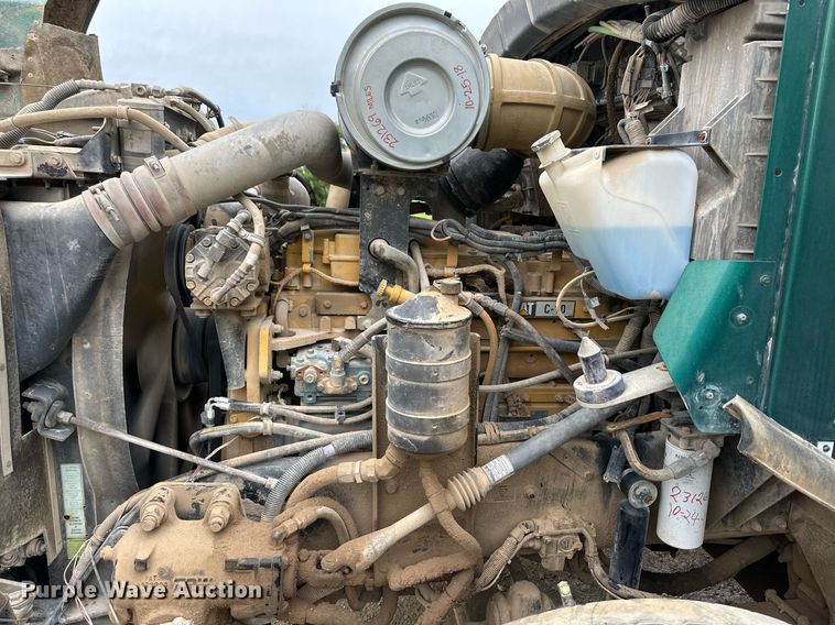 image for item JD9101 2003 Kenworth T800  ready mix truck