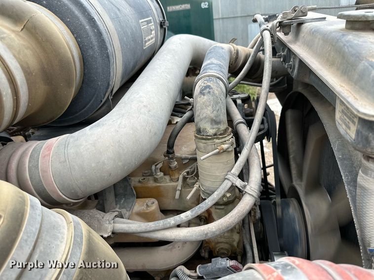 image for item JD9101 2003 Kenworth T800  ready mix truck