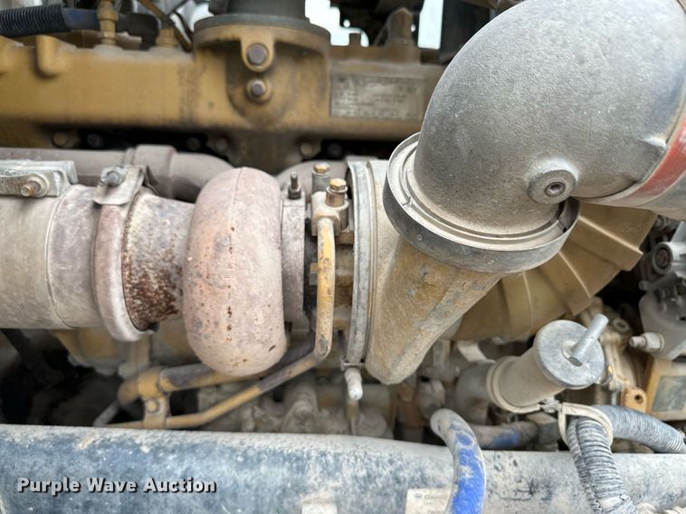 image for item JD9101 2003 Kenworth T800  ready mix truck