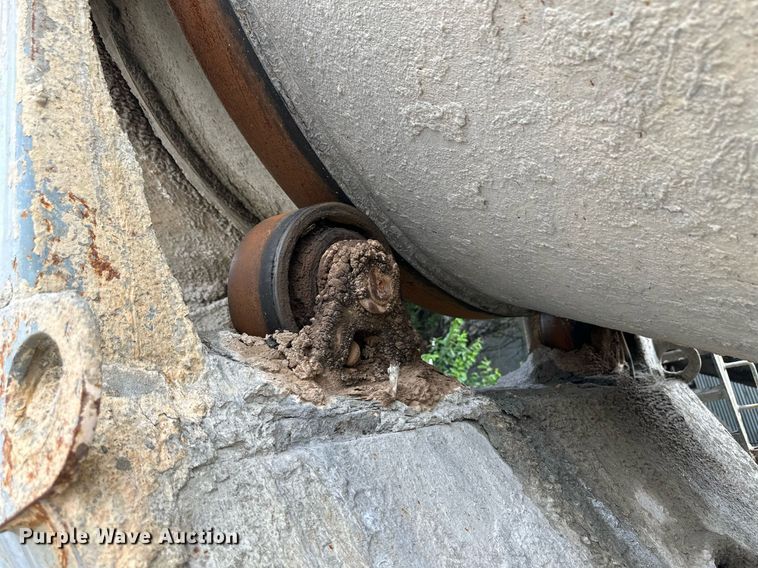 image for item JD9101 2003 Kenworth T800  ready mix truck