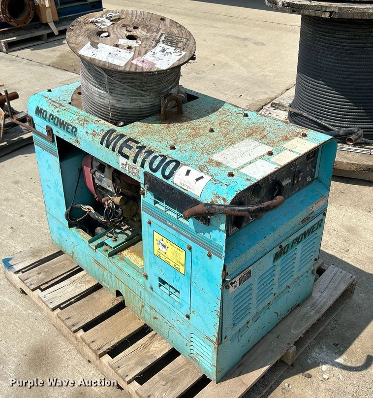 image for item MC9895 MQ Power Whisperweld SGW-225SS  welder