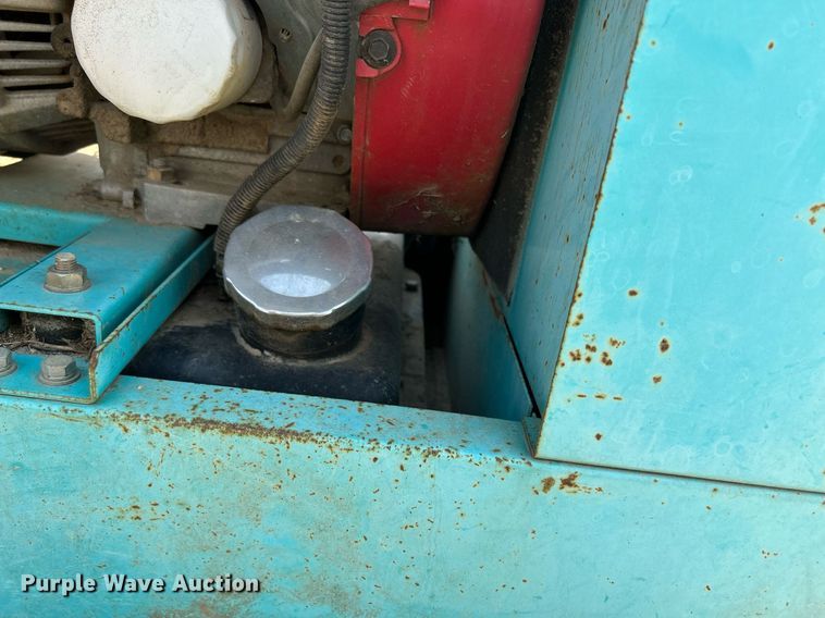 image for item MC9895 MQ Power Whisperweld SGW-225SS  welder