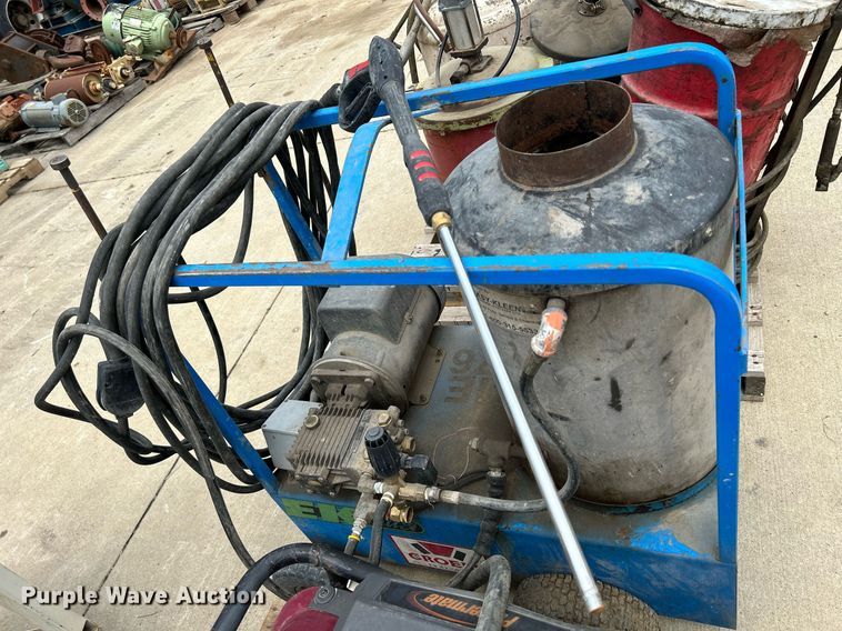 image for item MC9896 Tools