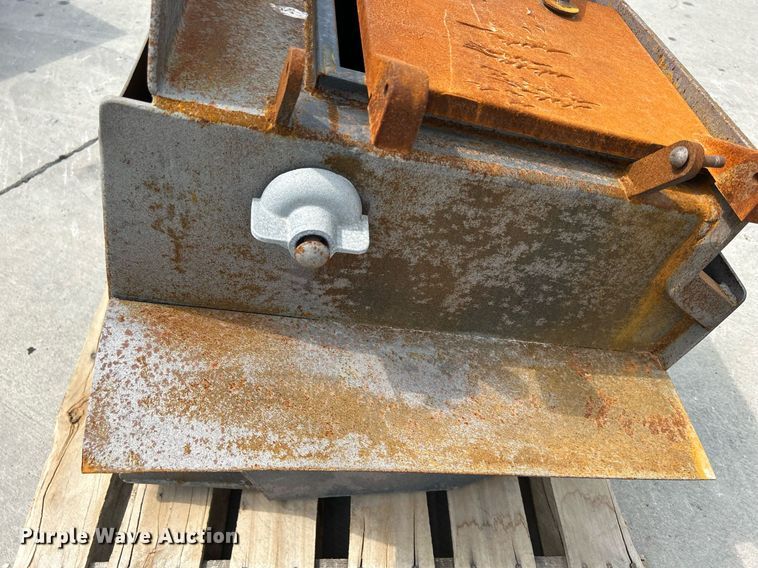 image for item MC9900 Wood burning stove