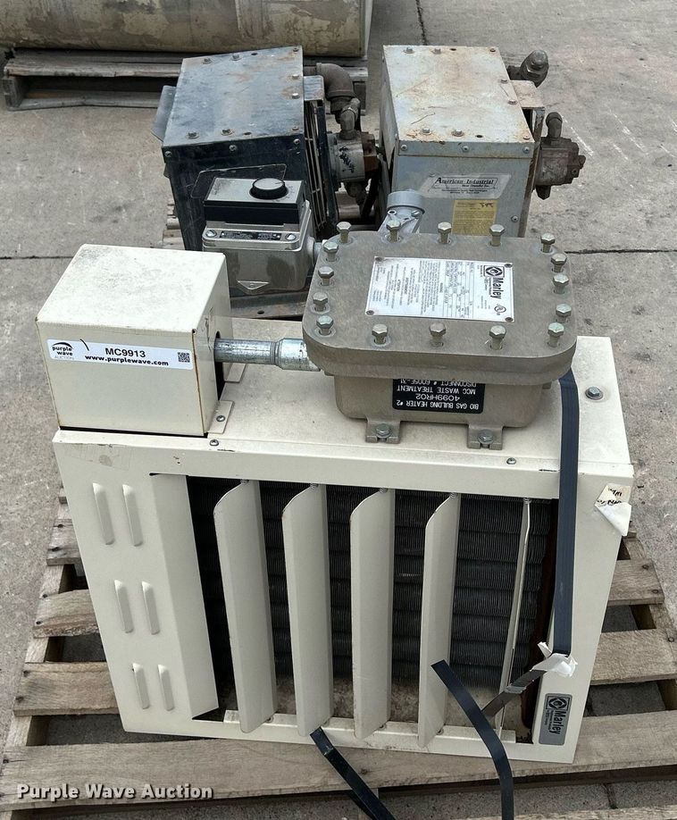 image for item MC9913 (3) heaters