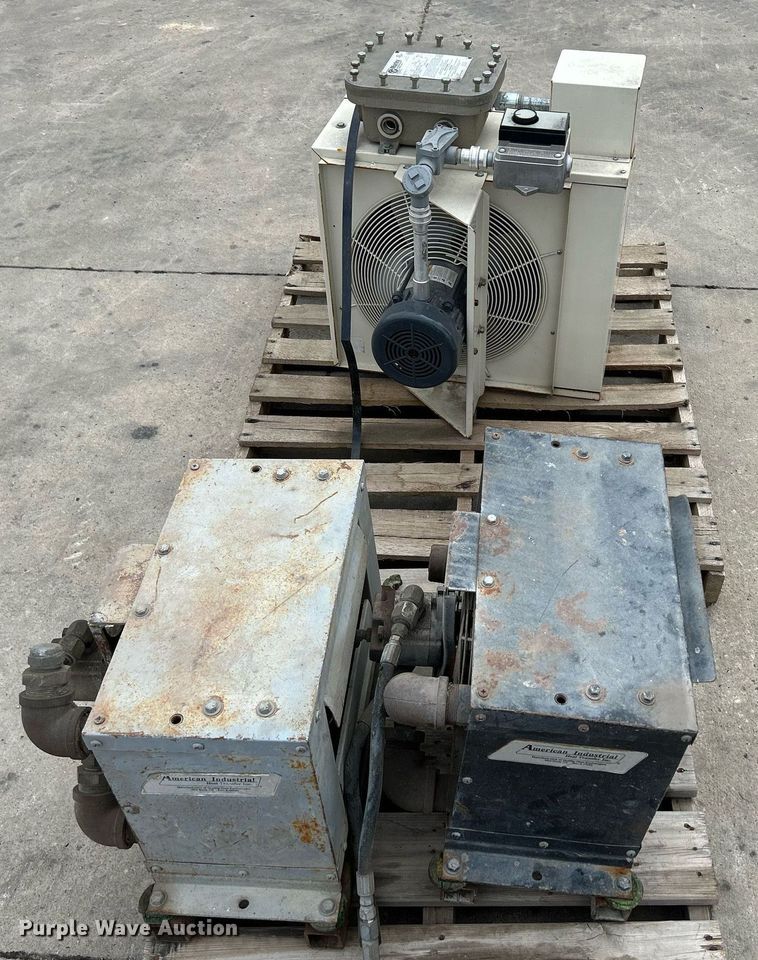 image for item MC9913 (3) heaters