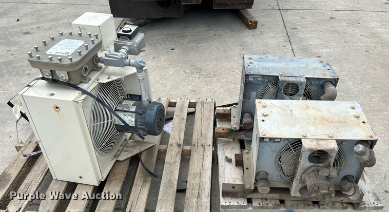 image for item MC9913 (3) heaters