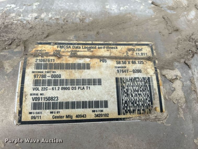 image for item MC9914 (3) aluminum fuel tanks