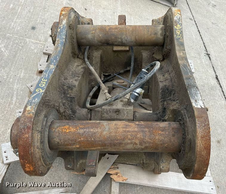 image for item MC9915 JRB  hydraulic quick coupler