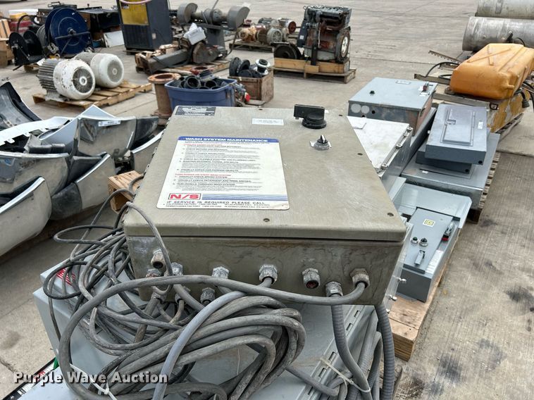 image for item MC9916 (14) electrical boxes