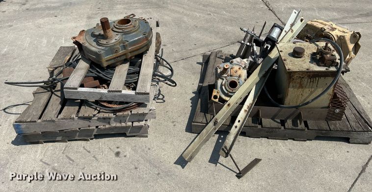 image for item MC9918 Tools