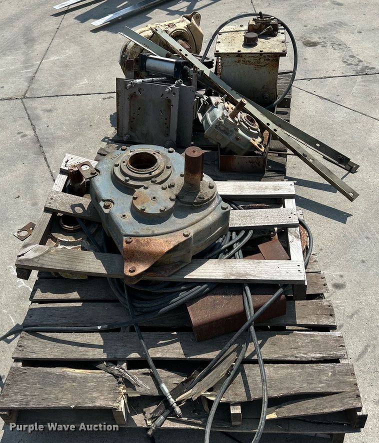 image for item MC9918 Tools