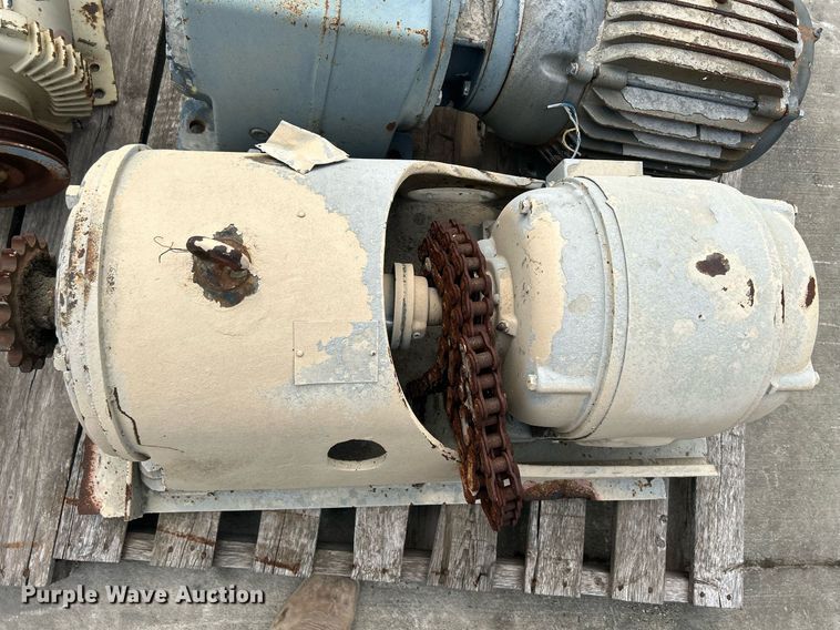 image for item MC9920 (16) electric motors