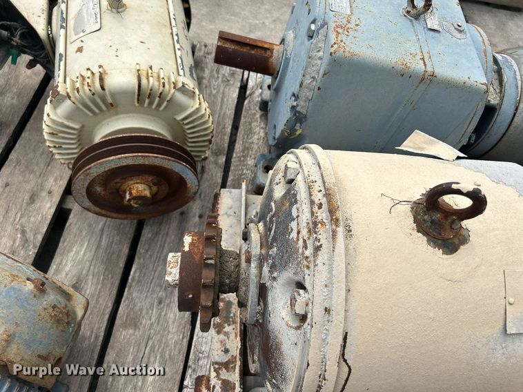 image for item MC9920 (16) electric motors