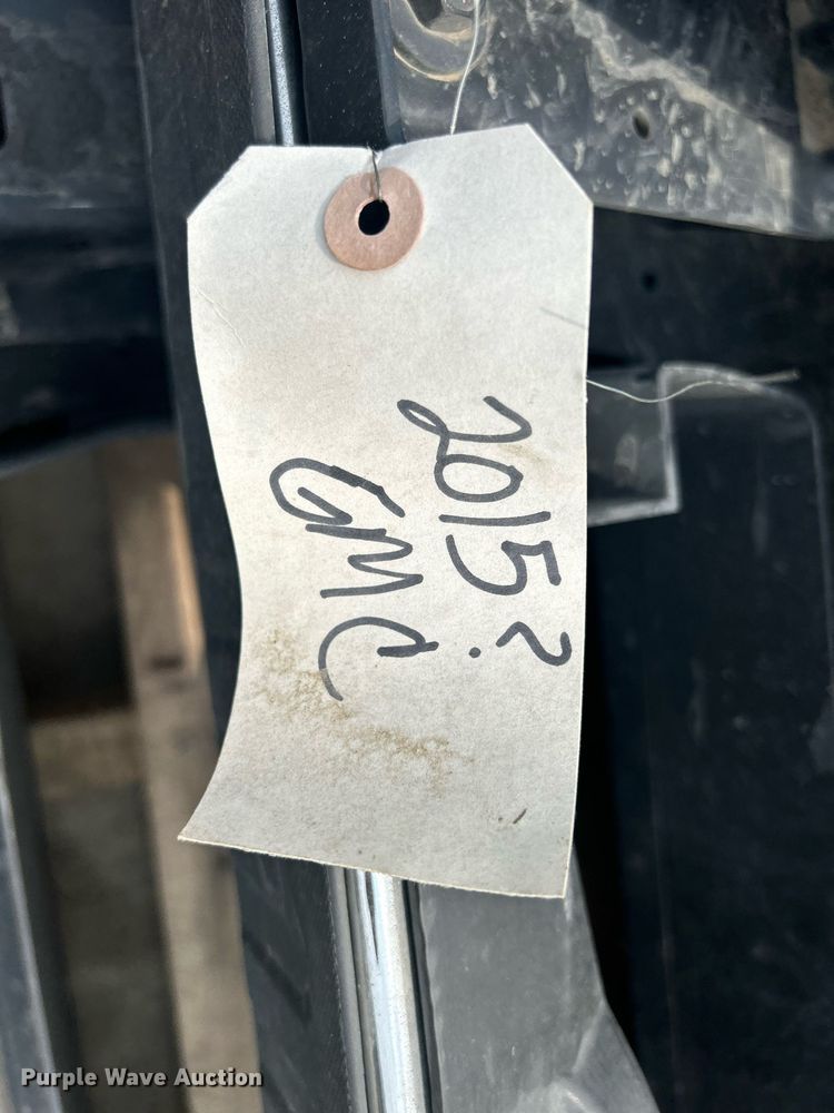 image for item MC9923 (4) 2015 GMC front bumpers