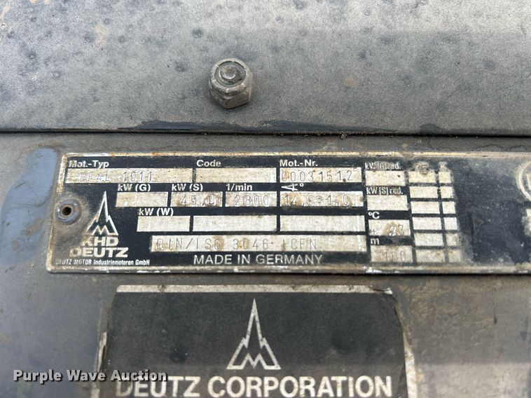 image for item MC9925 Deutz BF4L 1011  engine