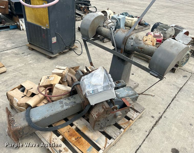 image for item MC9927 Tools