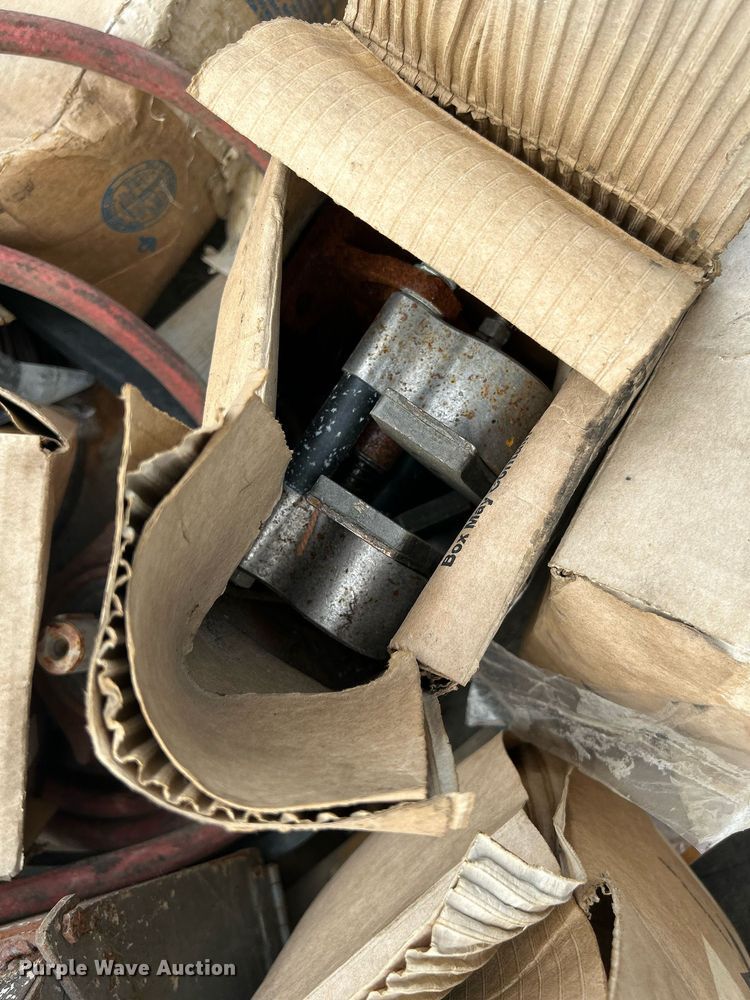 image for item MC9927 Tools