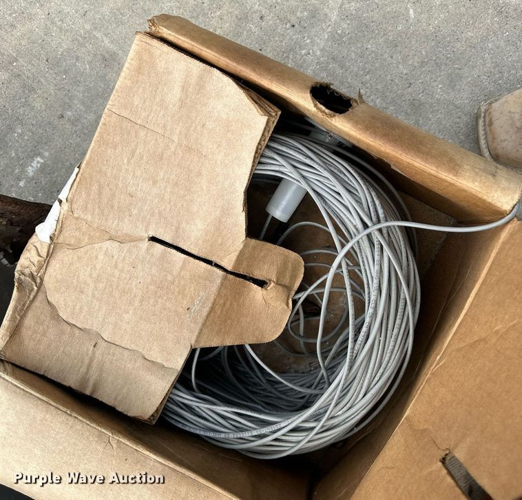 image for item MC9927 Tools