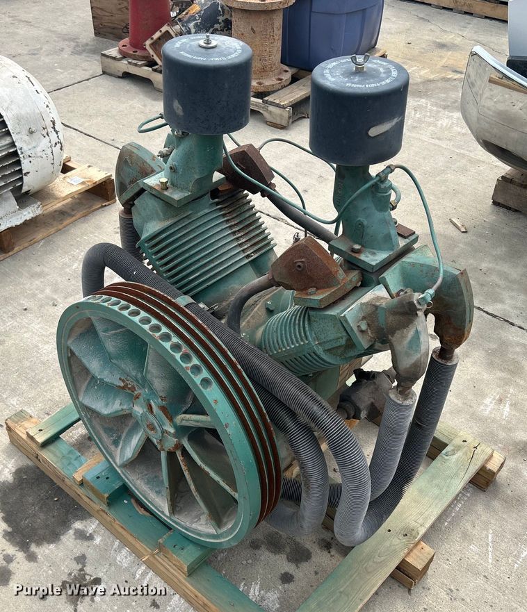 image for item MC9929 Air compressor