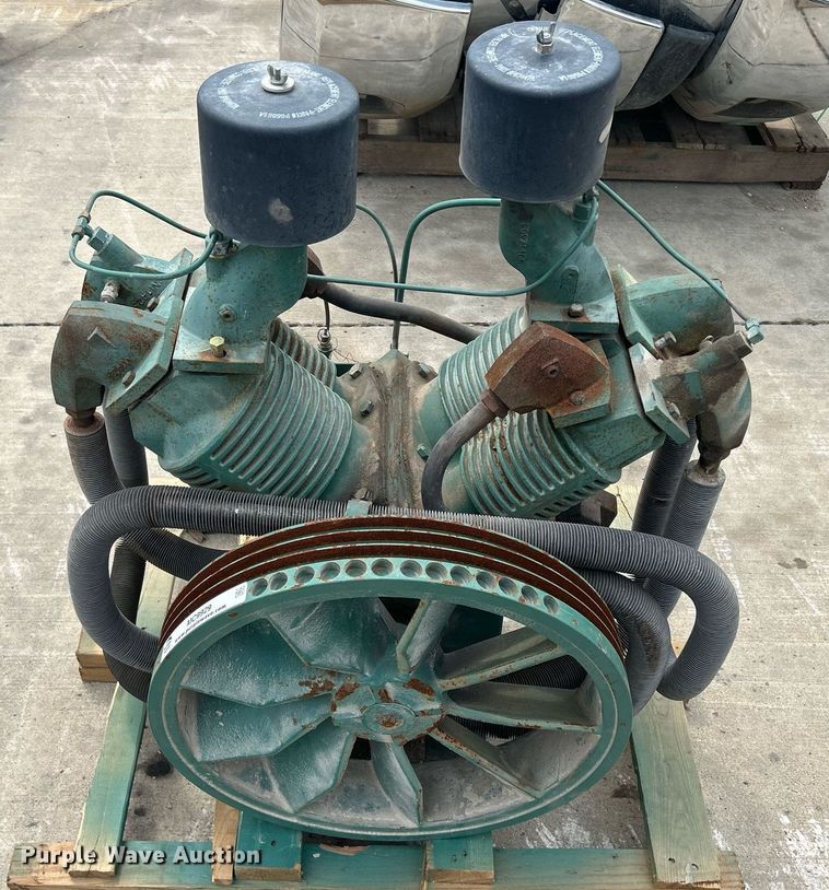 image for item MC9929 Air compressor