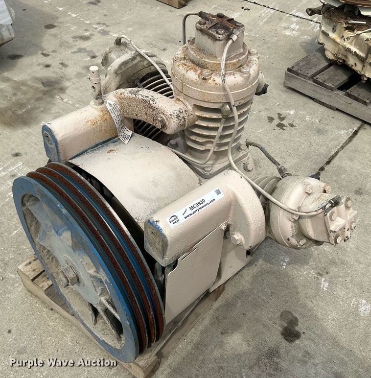 image for item MC9930 Ingersoll Rand 15T  air compressor