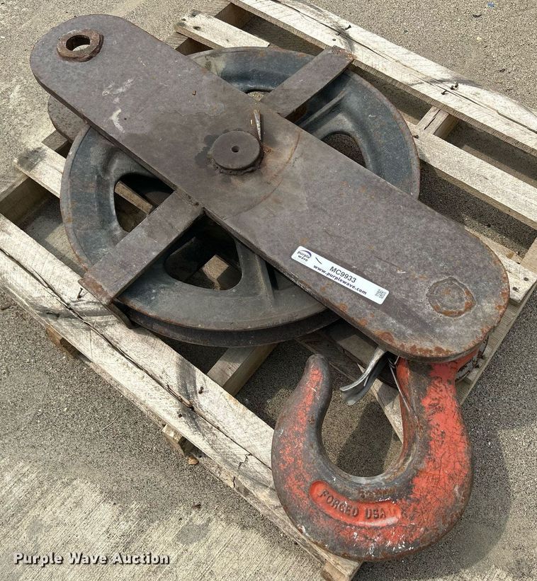 image for item MC9933 Crane hook