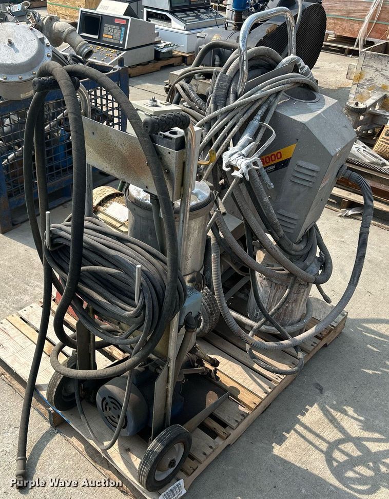 image for item MC9935 (3) paint sprayers