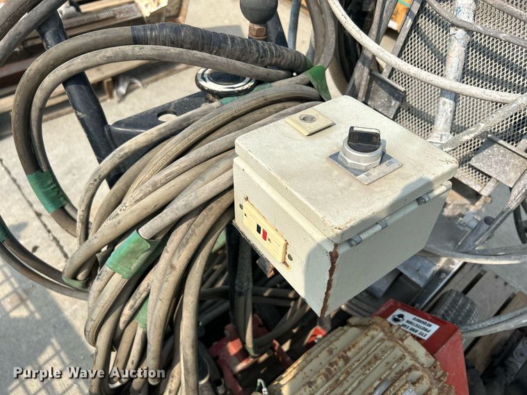 image for item MC9935 (3) paint sprayers