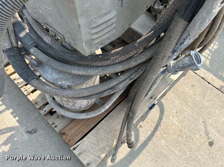 image for item MC9935 (3) paint sprayers