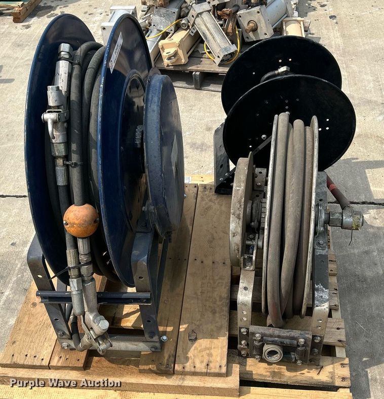 image for item MC9939 (3) Hose reels