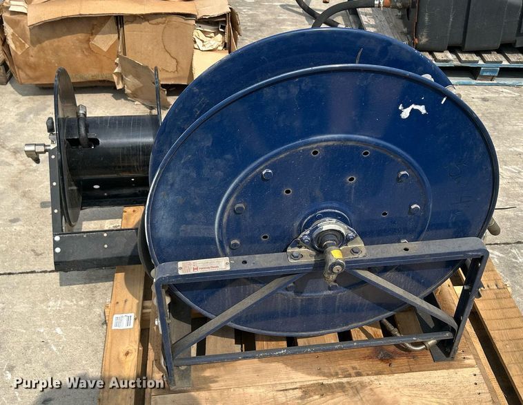 image for item MC9939 (3) Hose reels