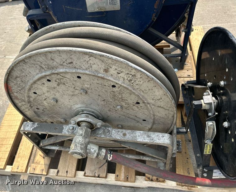 image for item MC9939 (3) Hose reels