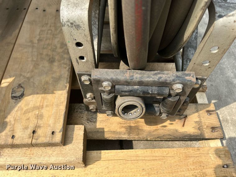 image for item MC9939 (3) Hose reels