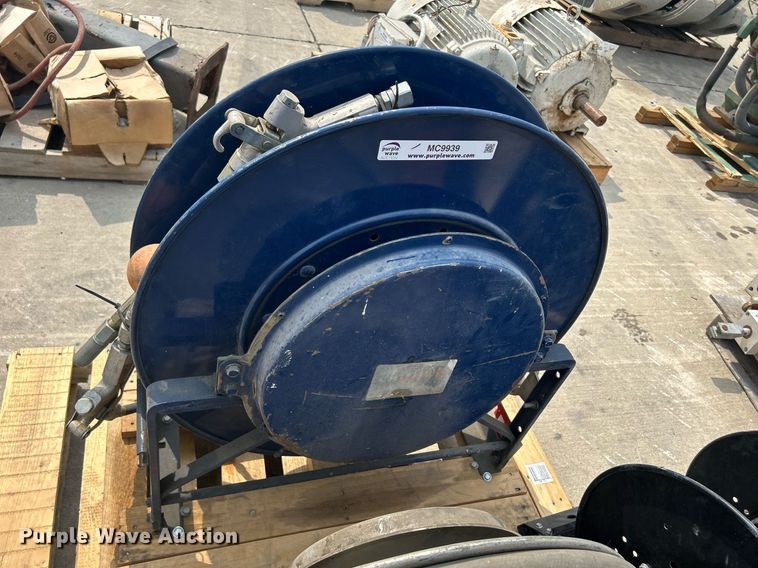 image for item MC9939 (3) Hose reels