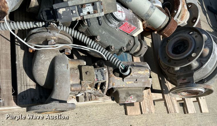 image for item MC9941 Building materials