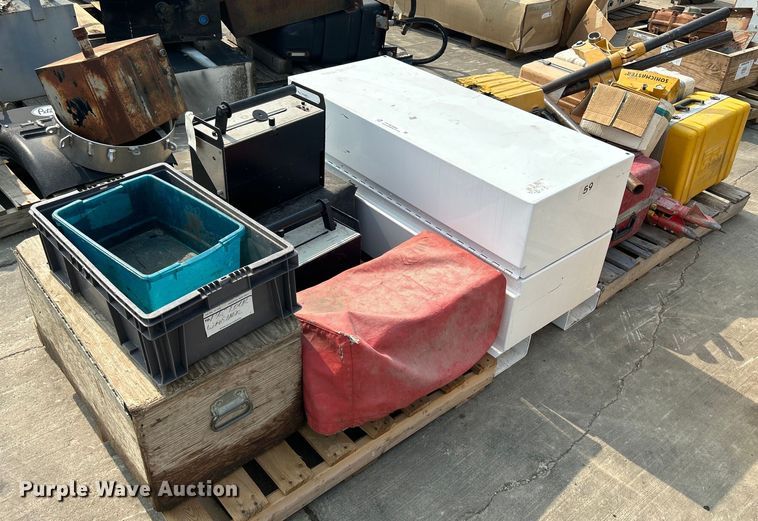 image for item MC9944 Laser leveling equipment