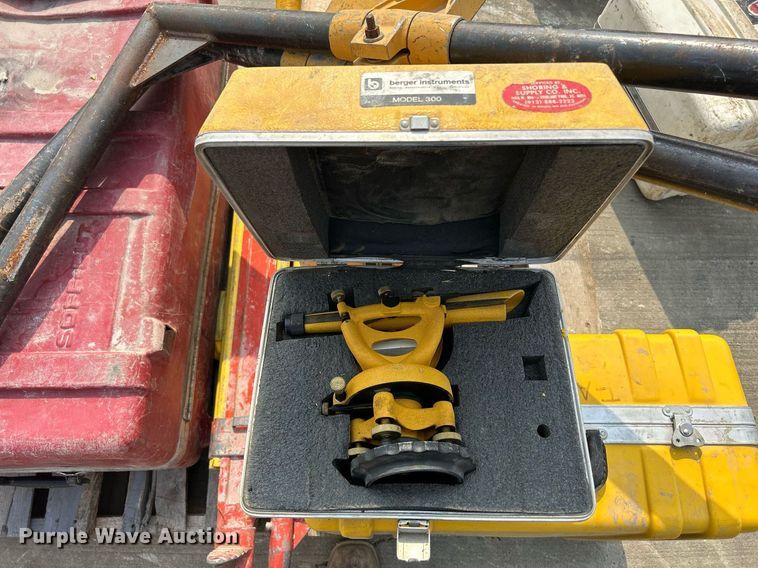 image for item MC9944 Laser leveling equipment