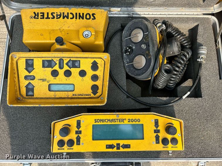 image for item MC9944 Laser leveling equipment