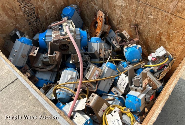 image for item MC9947 Jamesbury actuators