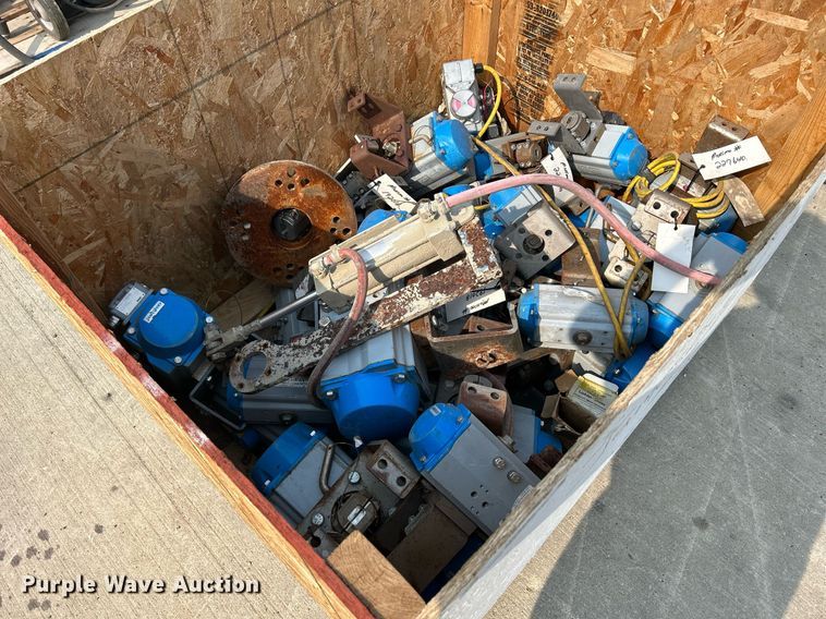 image for item MC9947 Jamesbury actuators